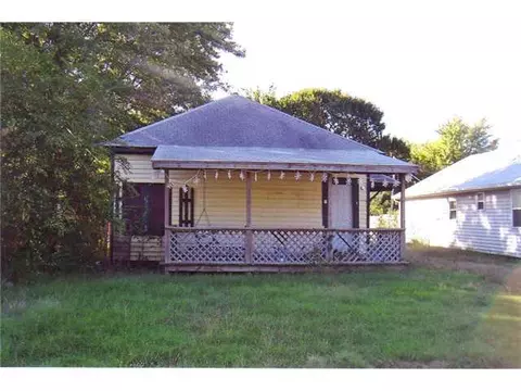 307 Sanderson, Crescent, OK 73028 photo 1