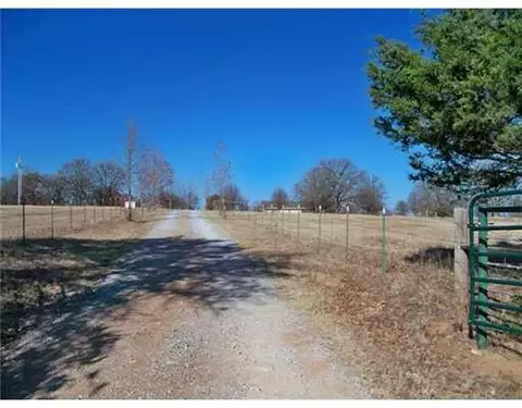 11421 E Post Oak Rd, Noble, OK 73068 photo 8