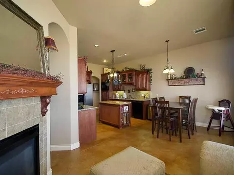 1805 Riviera Dr, Tuttle, OK 73089 photo 6