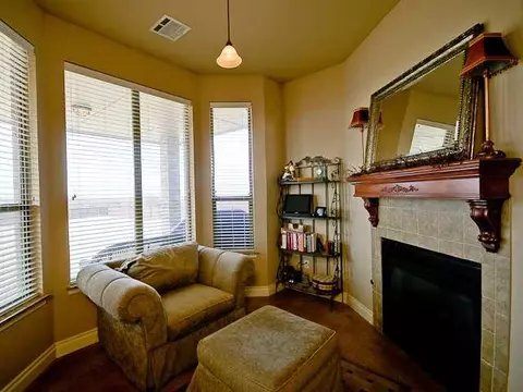 1805 Riviera Dr, Tuttle, OK 73089 photo 9