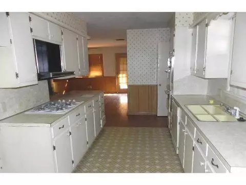 620 N 16th St, Frederick, OK 73542 photo 5