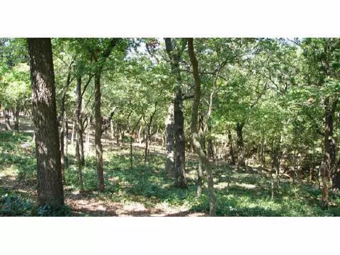 400 Deepfork Cir, Edmond, OK 73034 photo 2