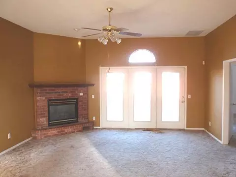 4 Circle Dr, Guthrie, OK 73044 photo 3
