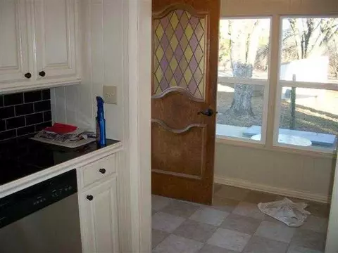 2116 Maxey Dr, Harrah, OK 73045 photo 5