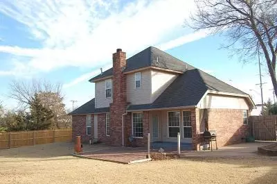 2325 E Robinson St, Norman, OK 73071 photo 2