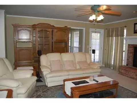 2325 E Robinson St, Norman, OK 73071 photo 6