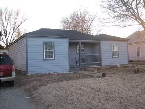 1805 E Perkins Ave, Guthrie, OK 73044 photo 2