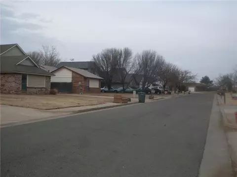 804 Lapwing Rd, Edmond, OK 73003 photo 4