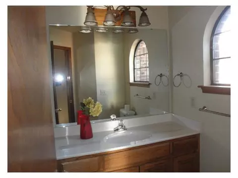 904 Goshawk Dr, Norman, OK 73072 photo 3
