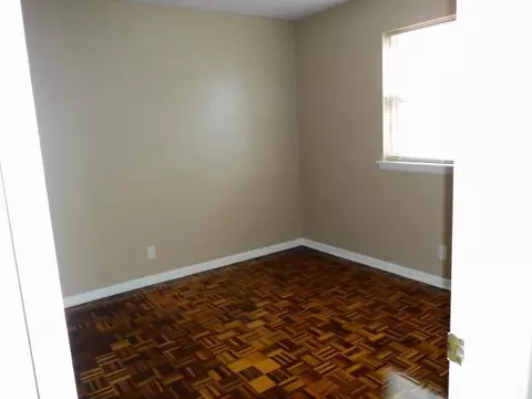 223 E Ridge Rd, Norman, OK 73069 photo 5