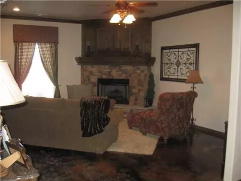 4609 Pikeys Trl, Tuttle, OK 73089 photo 3