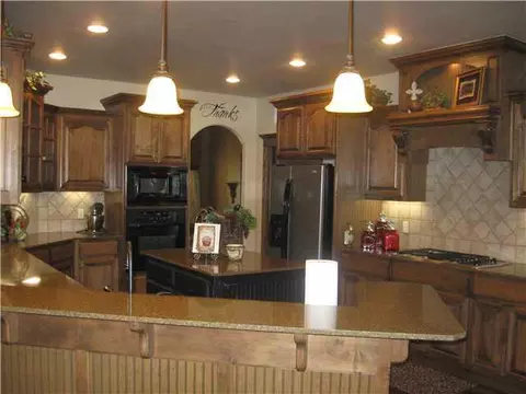 4609 Pikeys Trl, Tuttle, OK 73089 photo 4