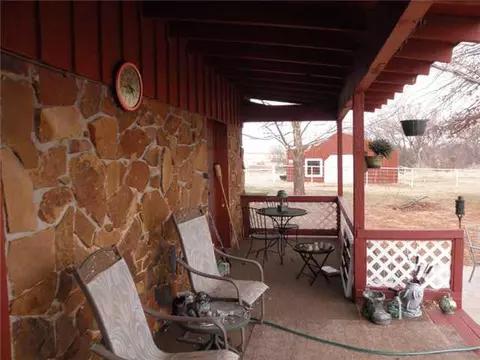 14698 Nicholas Dr, Wayne, OK 73095 photo 2