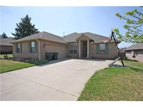 2100 Cedar Pointe Cir, Edmond, OK 73003 photo 1