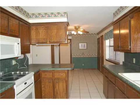 771 Ranchwood Dr, Tuttle, OK 73089 photo 6