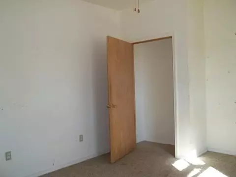 301 S Oak Ave, Erick, OK 73645 photo 7