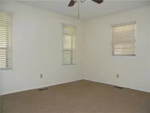 1002 Ridgeway Dr, Yukon, OK 73099 photo 8