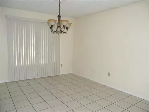 1002 Ridgeway Dr, Yukon, OK 73099 photo 3