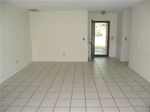 1002 Ridgeway Dr, Yukon, OK 73099 photo 4