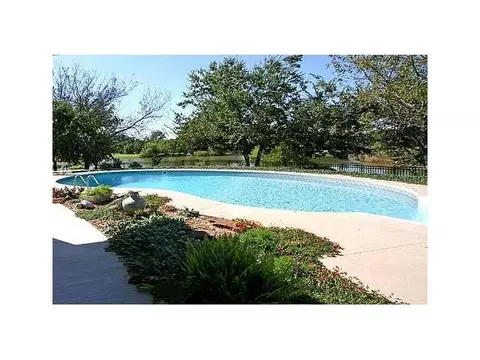 504 W Waterfront Dr, Tuttle, OK 73089 photo 18