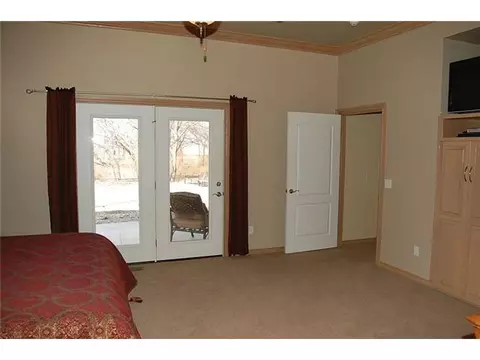 504 W Waterfront Dr, Tuttle, OK 73089 photo 11
