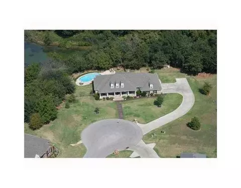 504 W Waterfront Dr, Tuttle, OK 73089 photo 1