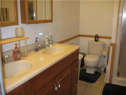 828 Camelot, Moore, OK 73160 photo 13