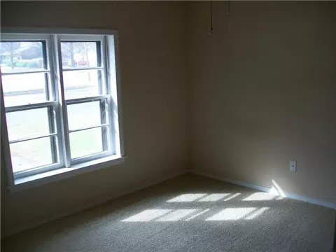 902 E Noble Ave, Guthrie, OK 73044 photo 6
