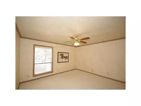 1804 Eagle Dr, Edmond, OK 73034 photo 12