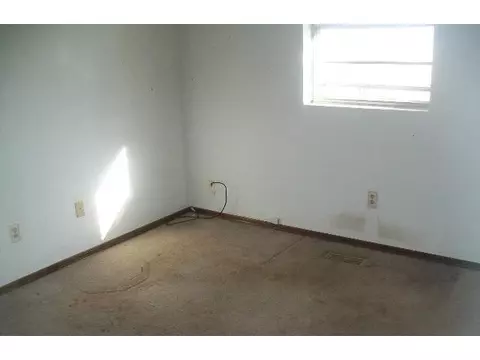 204 E Beam Dr, Yukon, OK 73099 photo 7