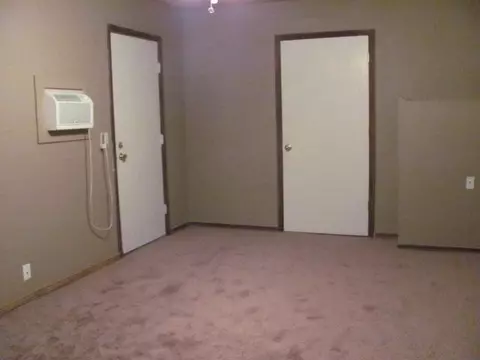 218 E Orbit Dr, Guthrie, OK 73044 photo 5