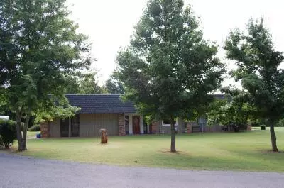 925 SE 72nd, Norman, OK 73026 photo 1