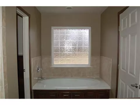 971 Sunflower Dr, Tuttle, OK 73089 photo 10