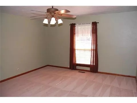 3911 Pine Tree, Norman, OK 73072 photo 5