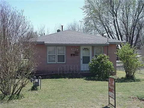 308 E Oak, Dover, OK 73734 photo 1