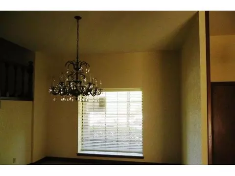 3917 Spyglass Ln, Bethany, OK 73008 photo 3