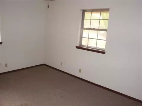 407 E Carson Ln, Mustang, OK 73064 photo 11