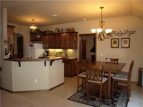 1105 Ella Dr, Tuttle, OK 73089 photo 8