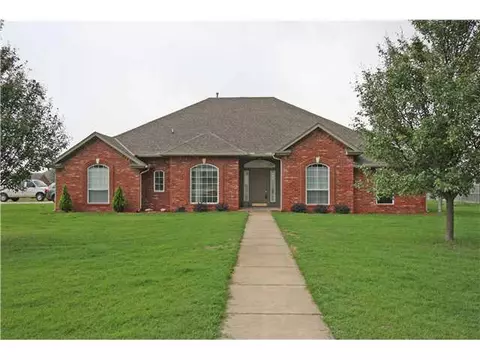 4404 Frontier Ln, Tuttle, OK 73089 photo 1