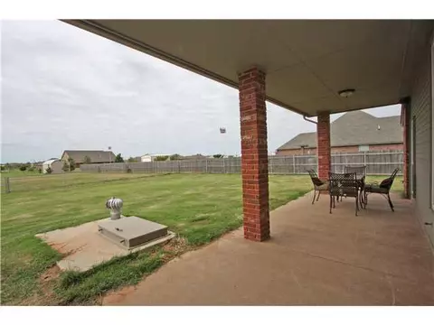 4404 Frontier Ln, Tuttle, OK 73089 photo 17