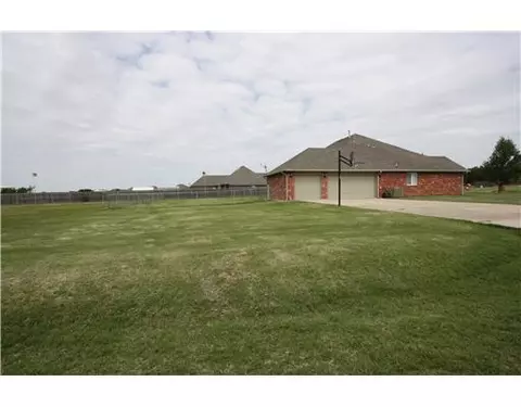 4404 Frontier Ln, Tuttle, OK 73089 photo 19