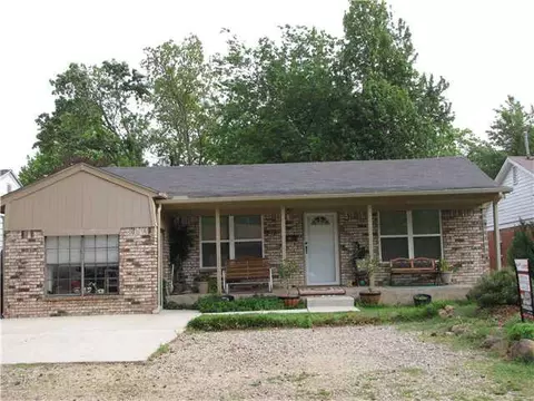 1123 W Apache St, Norman, OK 73069 photo 1