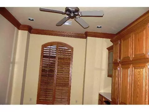 202 Cambrye, Tuttle, OK 73089 photo 7