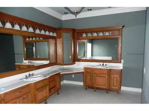 202 Cambrye, Tuttle, OK 73089 photo 9