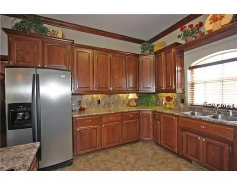 107 Ashley Cir, Tuttle, OK 73089 photo 8