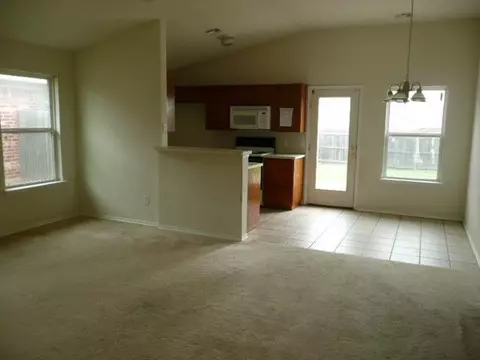 2805 Edgemere Dr, Norman, OK 73071 photo 3