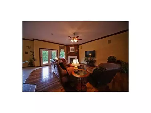 304 E Ponderosa Dr, Tuttle, OK 73089 photo 5