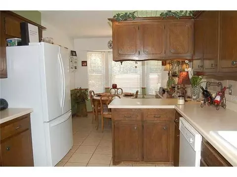 806 Jay, Noble, OK 73068 photo 4