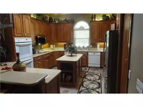 1811 N Sara Rd, Tuttle, OK 73089 photo 4