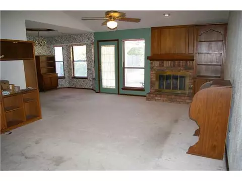 1604 Eagle Nest Dr, Norman, OK 73071 photo 3